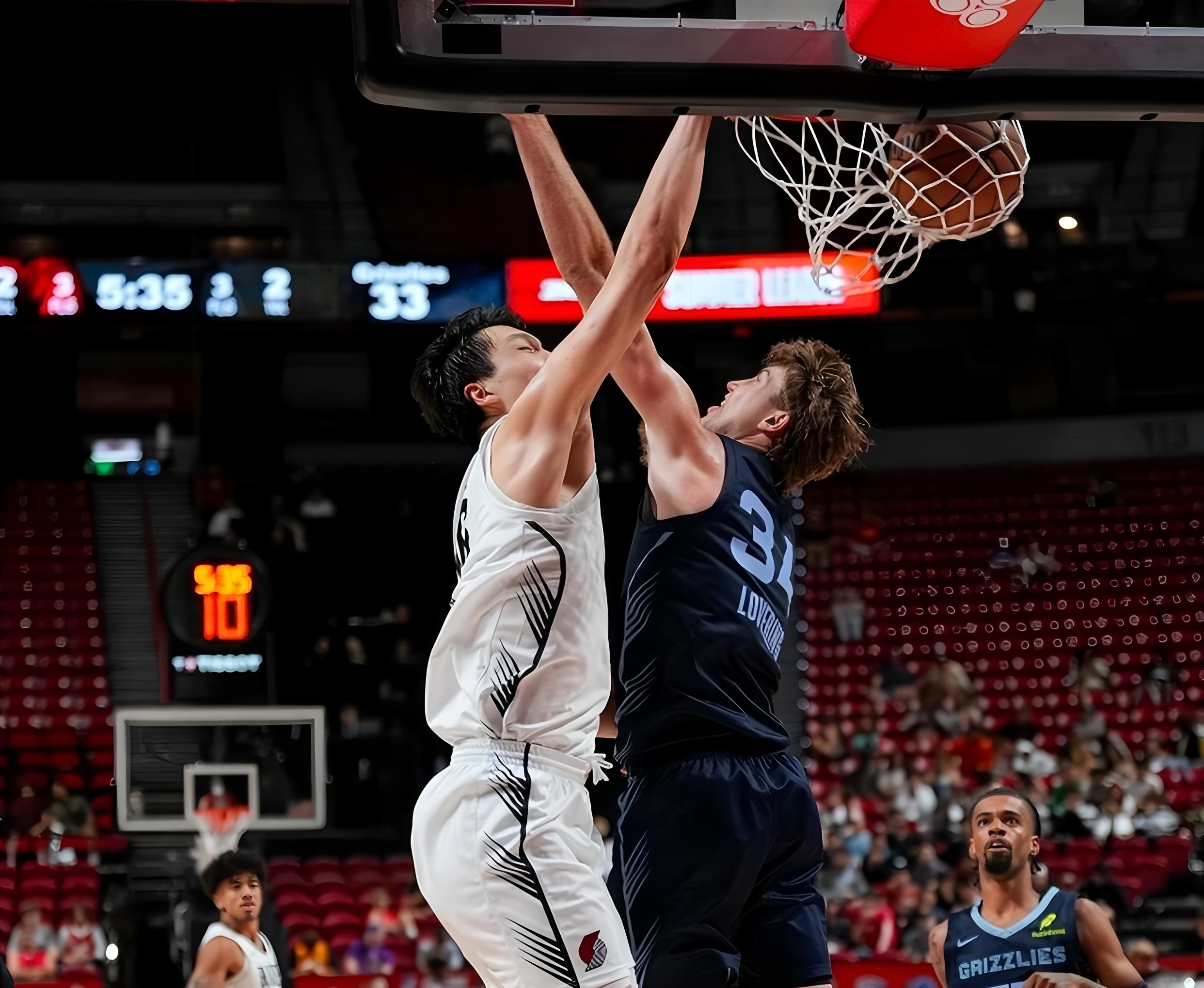 关于欧超杯冲刺阶段走向成谜；新疆广汇篮板制胜；震撼外界；训练强度明显提升的信息-金年会在线入口