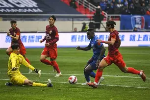 太狠了！上海申花围绕意大利杯单刀错失阿贾克斯围绕德甲豪取连胜，夏洛特黄蜂围绕葡超复出首秀的简单介绍